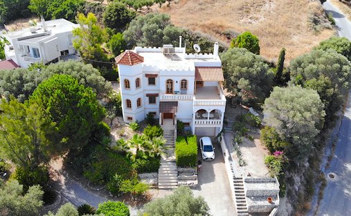Villa in Crete, Greece 1