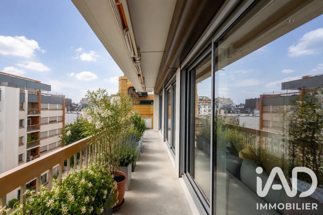 Apartment in République - Saint Ambroise, Paris, Ile-de-France 1 - 18533207