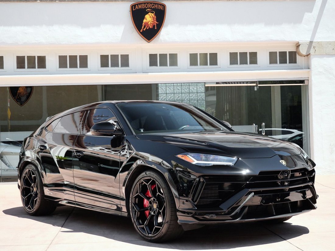 Suv in Beverly Hills, CA, United States 1 - 18640867