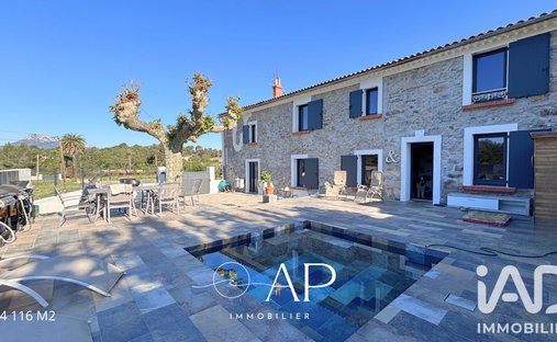 House in La Crau, Provence-Alpes-Côte d'Azur, France 1