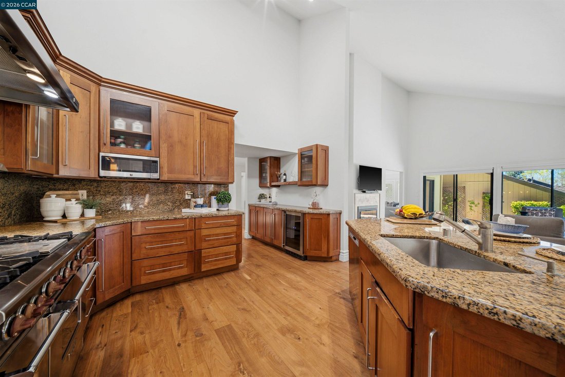 House in Danville, California, United States 5 - 18640854