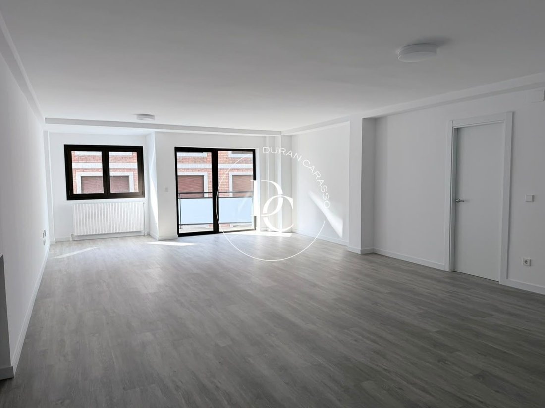 Apartment in Andorra la Vella, Andorra la Vella, Andorra 2 - 18640886