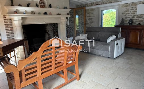 House in Centre Ville, Gournay-en-Bray, France 1