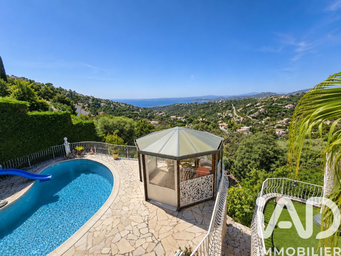 House in Les Issambres, Roquebrune-sur-Argens, France 2 - 18221574