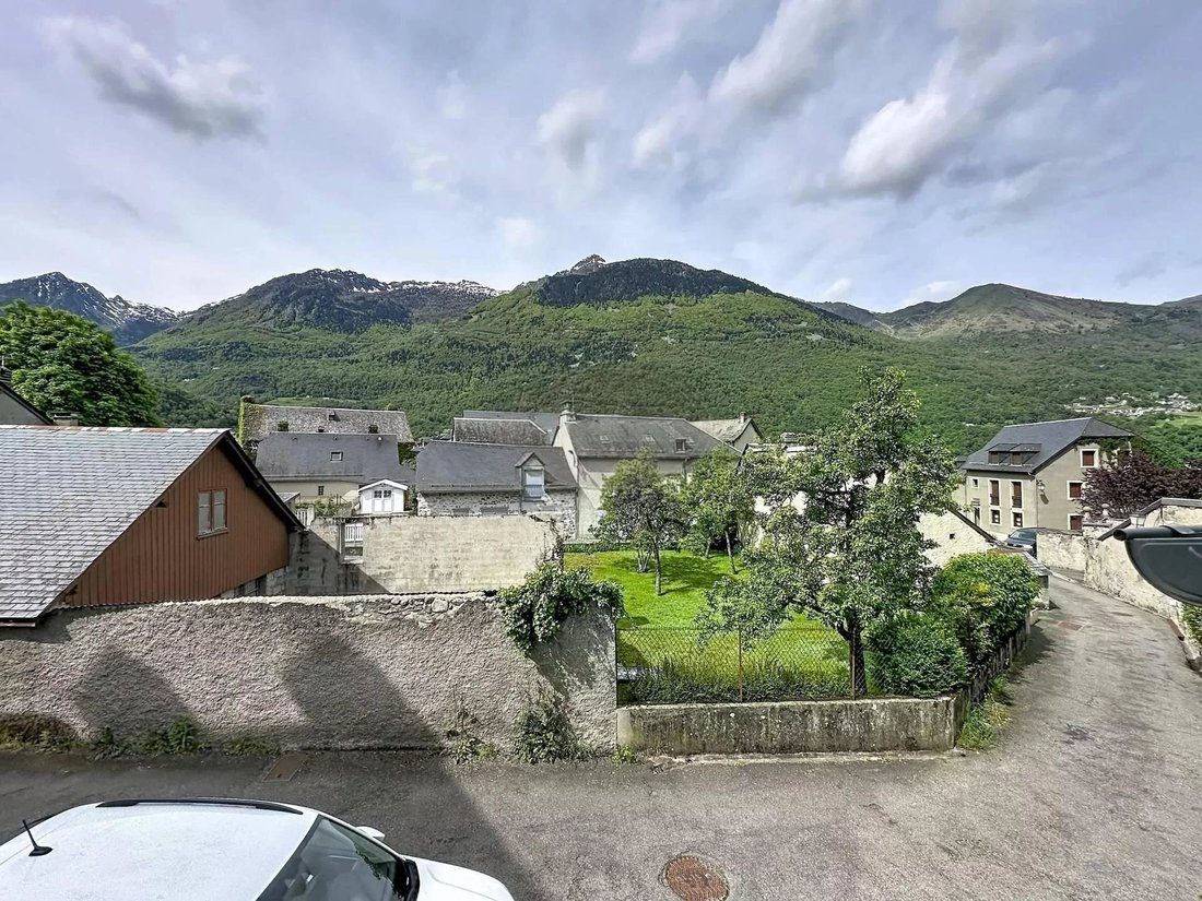 House in Luz-Saint-Sauveur, Occitania, France 2 - 18641098