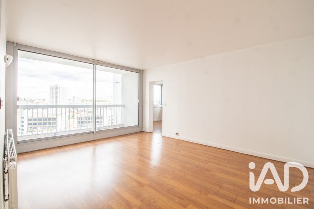 Apartment in Paris 19e Arrondissement, Paris, France 1 - 18641572