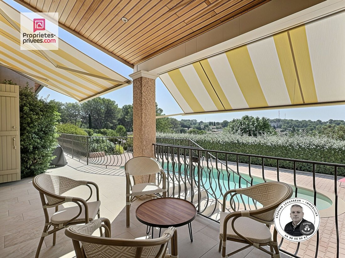 Villa in Vaugines-Les Faisses-Peyrard, Draguignan, France 2 - 18641127