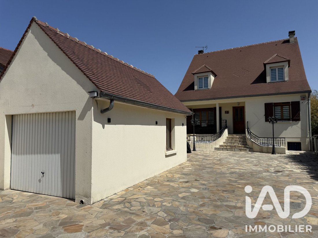 House in Moissy-Cramayel, Ile-de-France, France 2 - 18641570