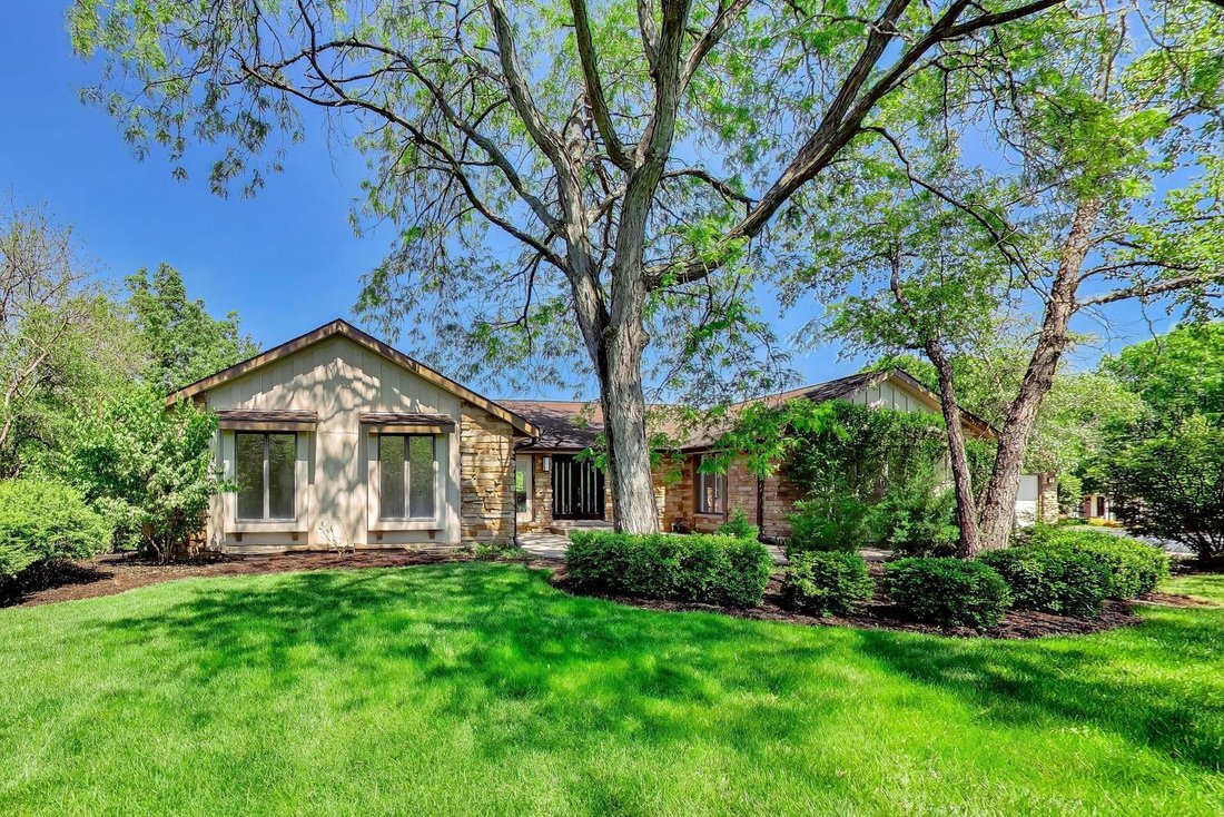 House in Mundelein, Illinois, United States 2 - 18640855