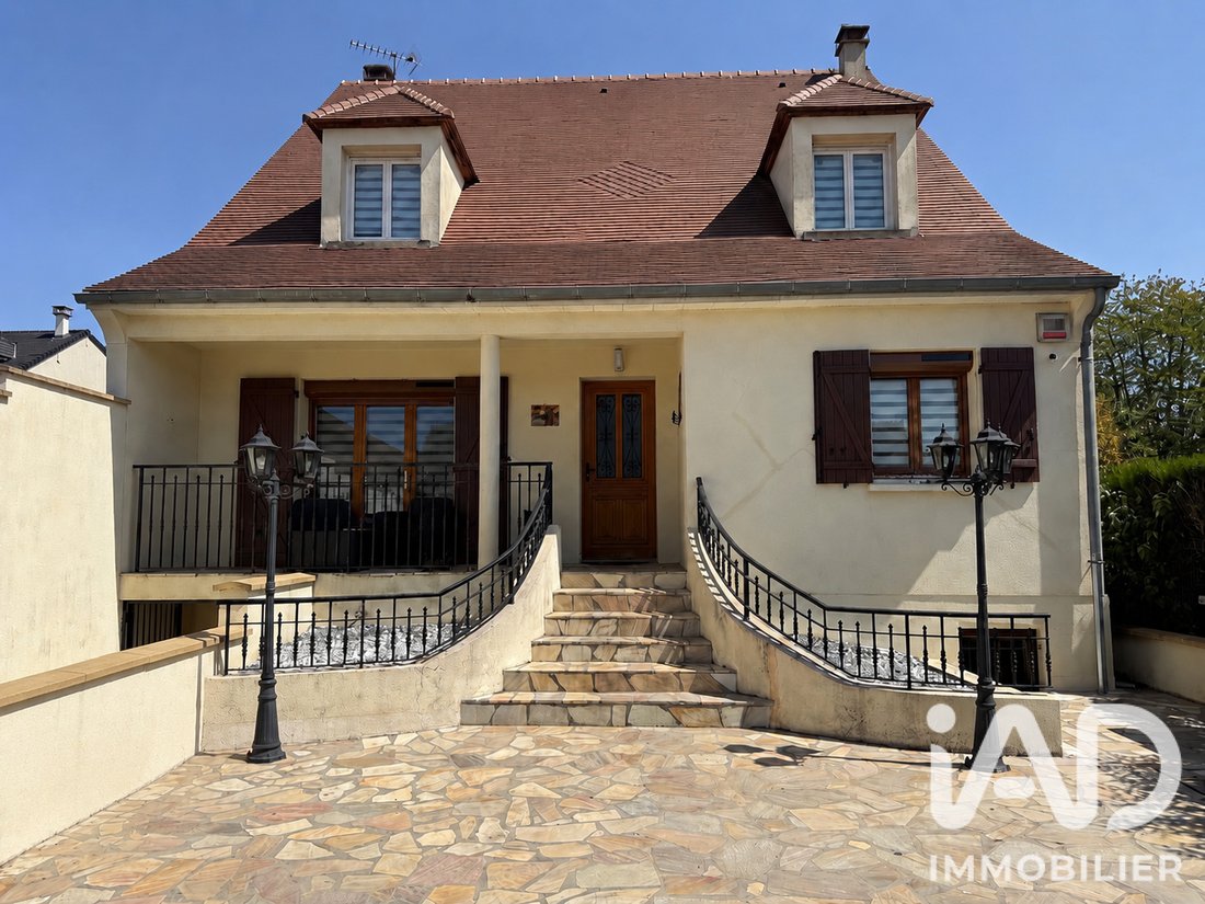 House in Moissy-Cramayel, Ile-de-France, France 1 - 18641570