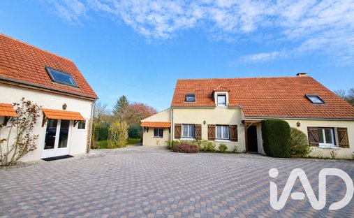 House in Moulignon-Auxonnettes-Jonville, Saint-Fargeau-Ponthierry, France 1