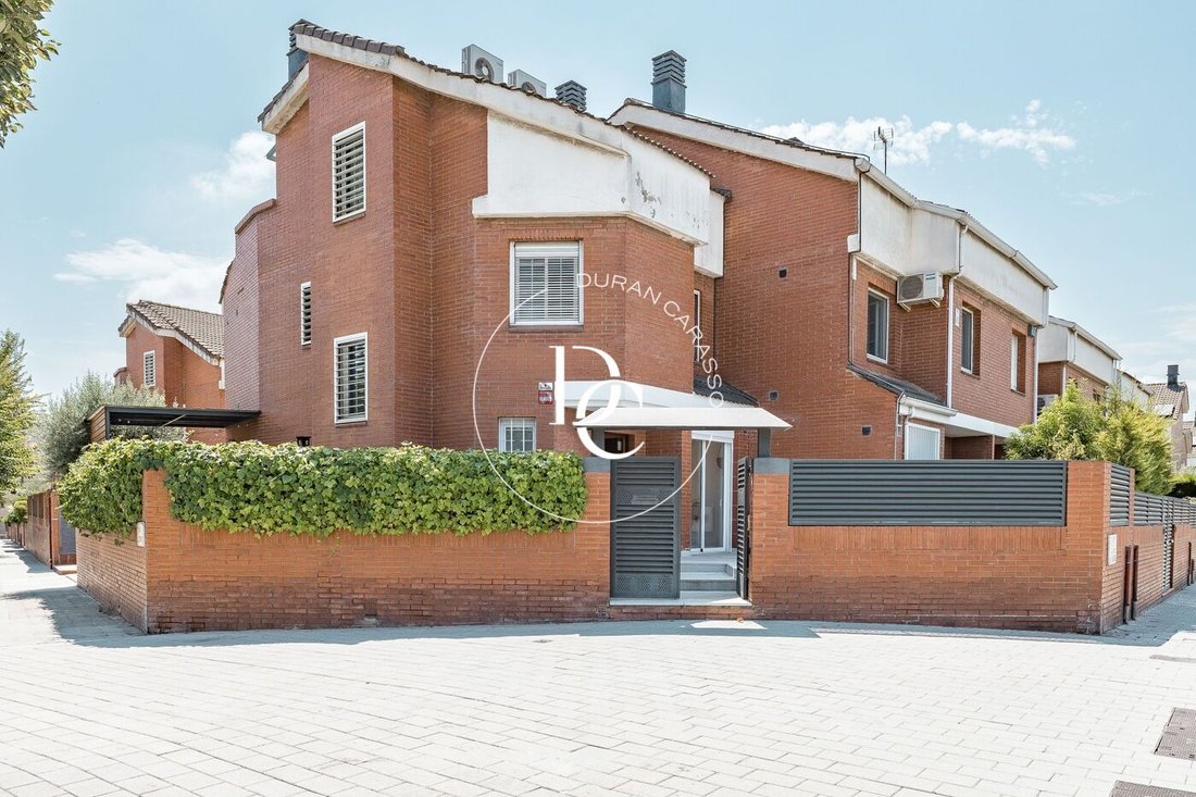 House in Sant Joan Despi, Catalonia, Spain 1 - 18640888