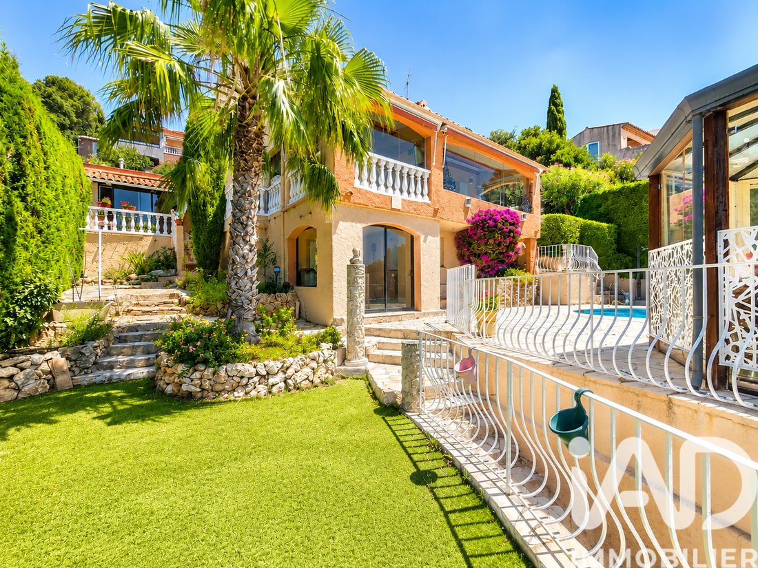House in Les Issambres, Roquebrune-sur-Argens, France 3 - 18221574