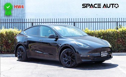 2024 Tesla Model Y Long Range Sport Utility 4D in Azusa, CA, United States 1