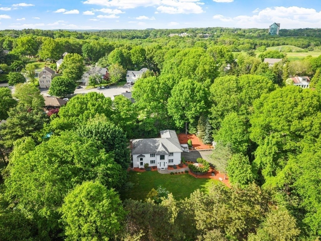 House in Peabody, Massachusetts, United States 3 - 18080925