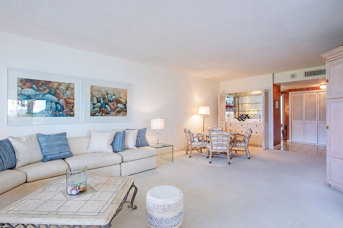 Condo in Naples, Florida, United States 2 - 18641296