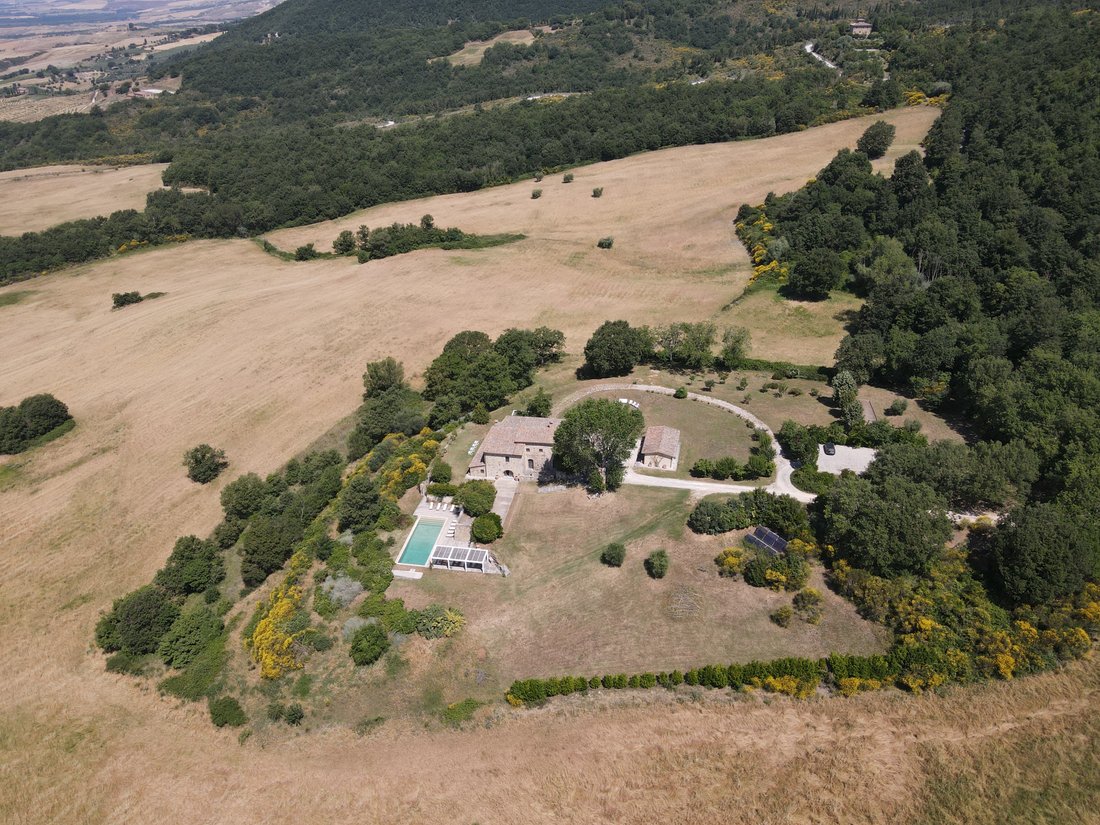 Villa in Sarteano, Tuscany, Italy 5 - 18641383