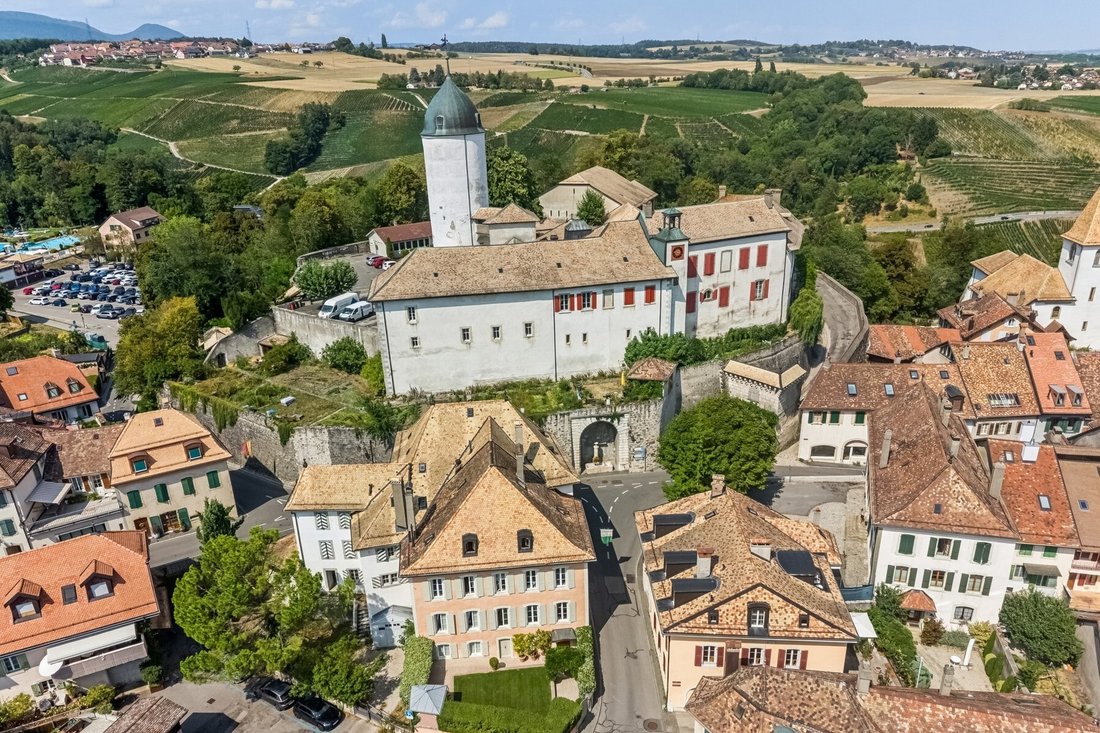 House in Aubonne, Vaud, Switzerland 2 - 18641403