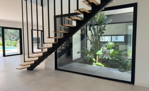 House in Manuel Alberti, Buenos Aires Province, Argentina 1