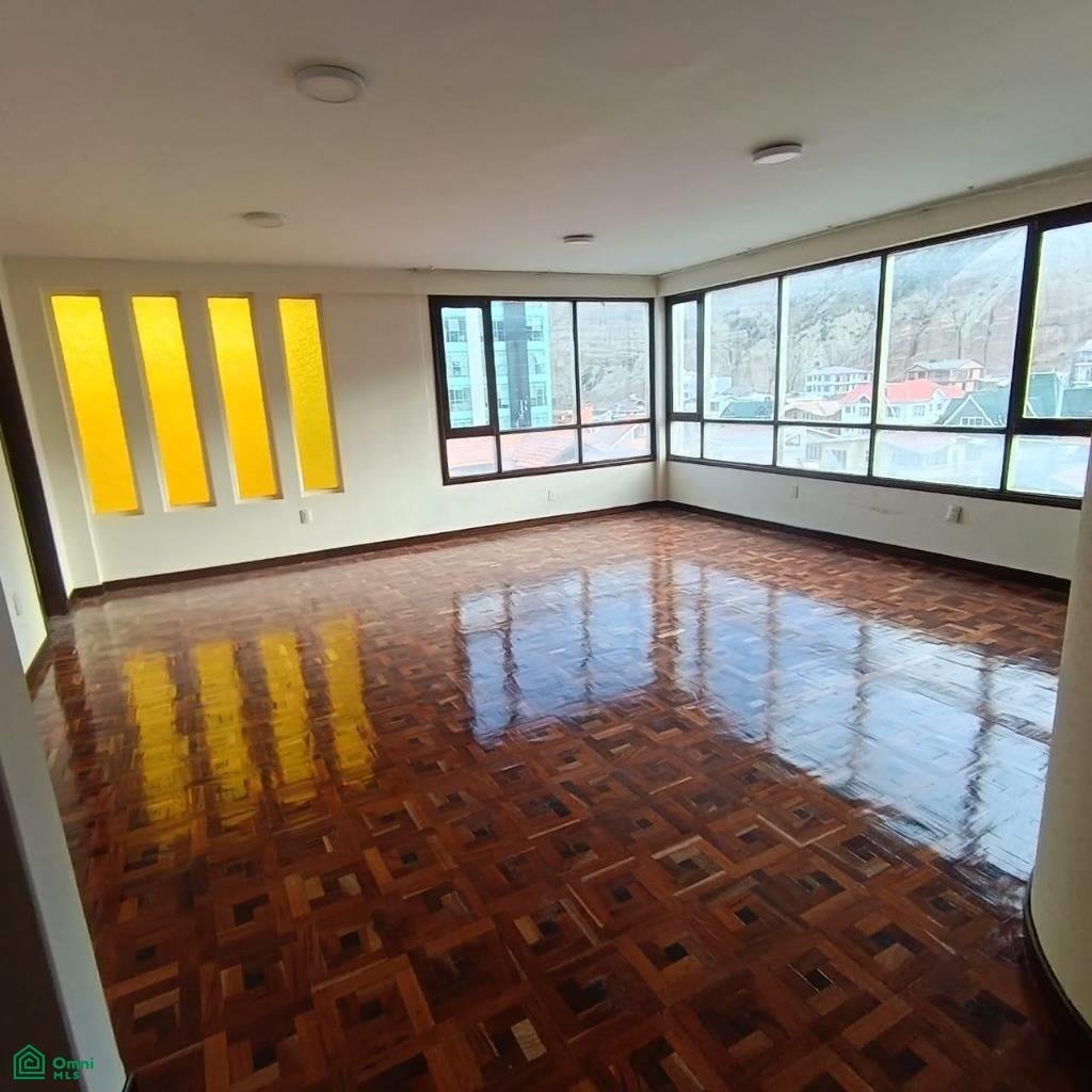 Condo in La Paz, La Paz Department, Bolivia 2 - 18641698