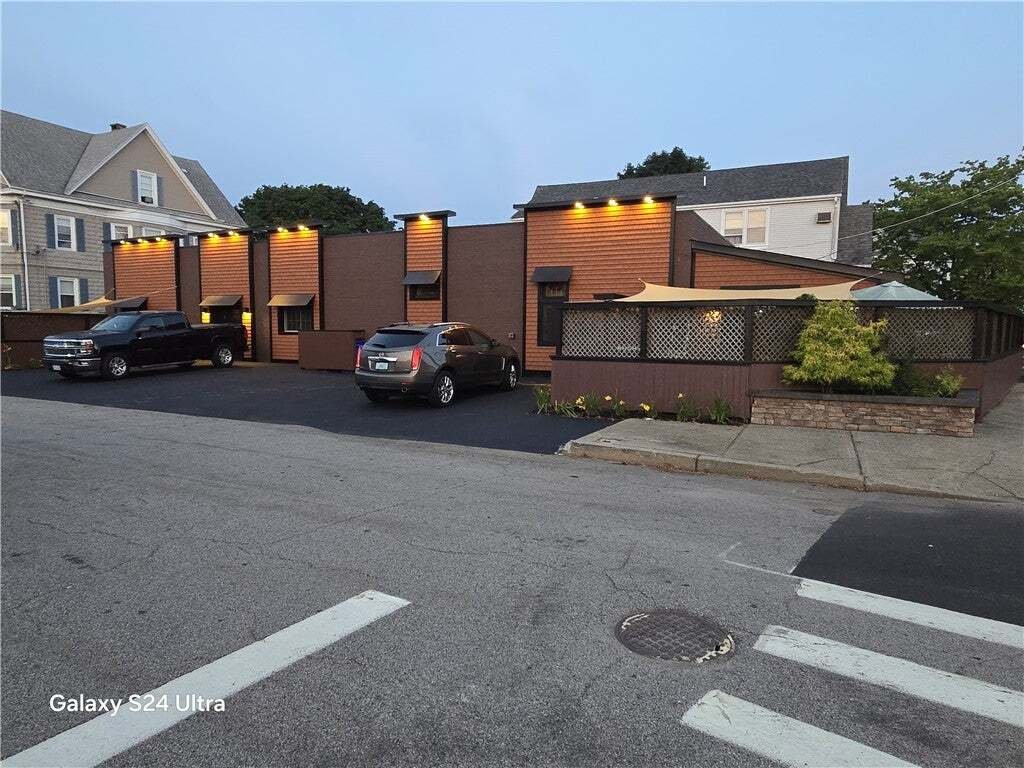 Pawtucket, Rhode Island, United States 2 - 18639988