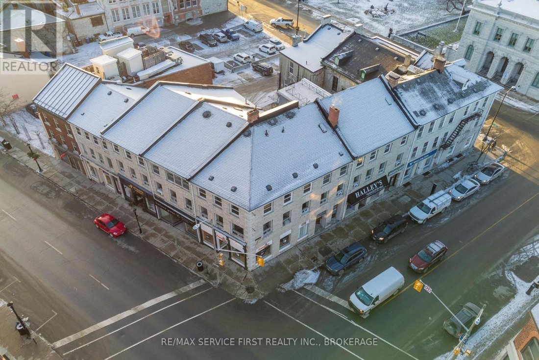 Apartment in Kingston, Ontario, Canada 2 - 18641465