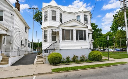 Apartment in Kearny, New Jersey, United States 1