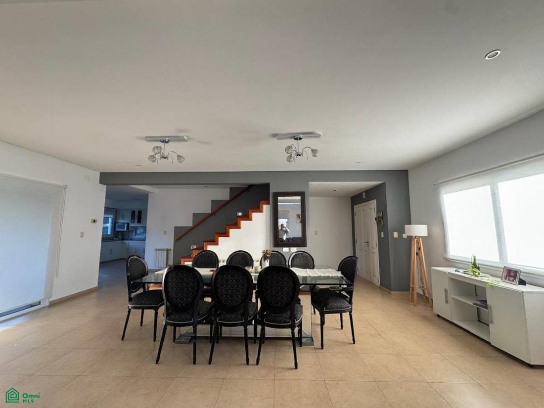 House in City Bell, Buenos Aires Province, Argentina 5 - 18640035