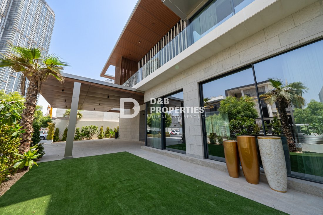 Villa in MBR- Al Merkad, Dubai, United Arab Emirates 2 - 18641769