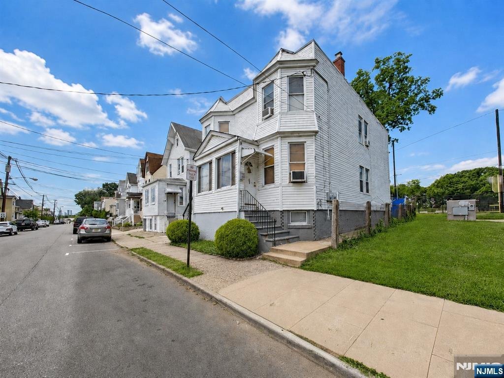 Apartment in Kearny, New Jersey, United States 5 - 18641548