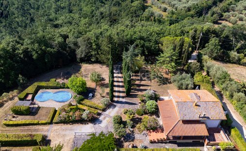 Villa in Massa Marittima, Tuscany, Italy 1