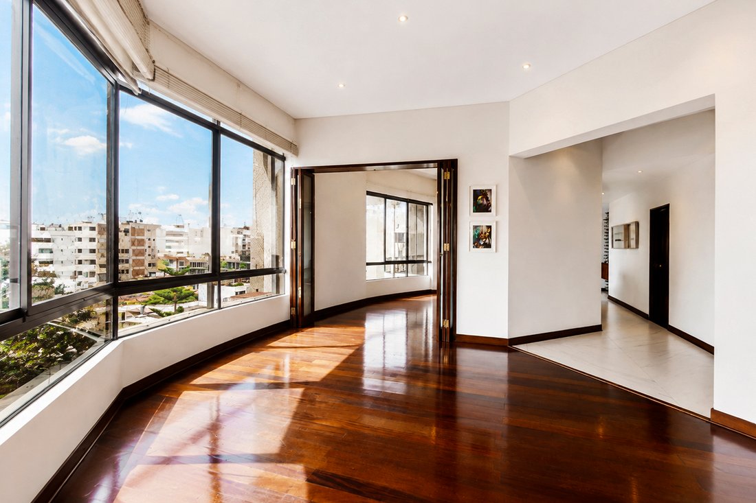Apartment in Miraflores, Metropolitan Municipality of Lima, Peru 5 - 15902800