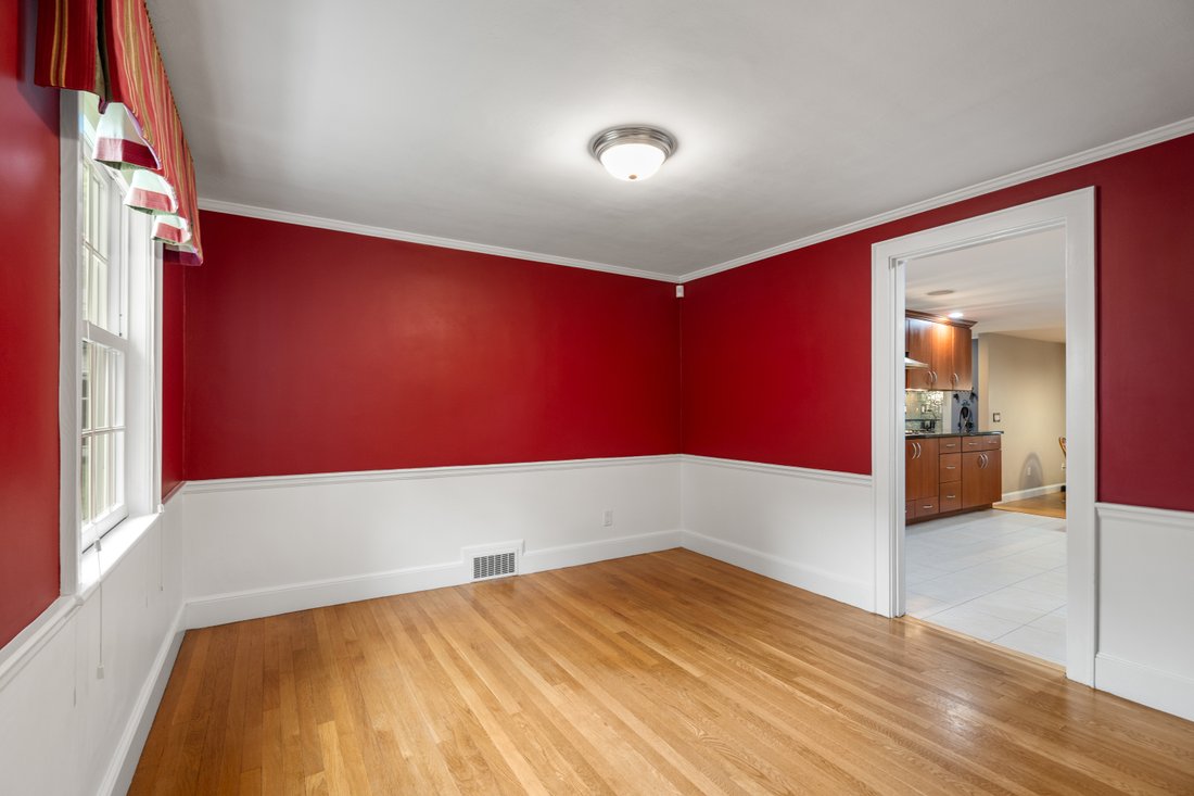 House in Wellesley, Massachusetts, United States 2 - 18641558