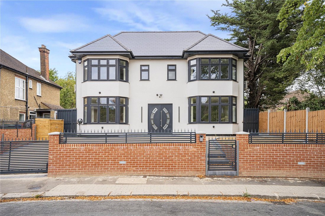 House in Barnet, England 1 - 18641999