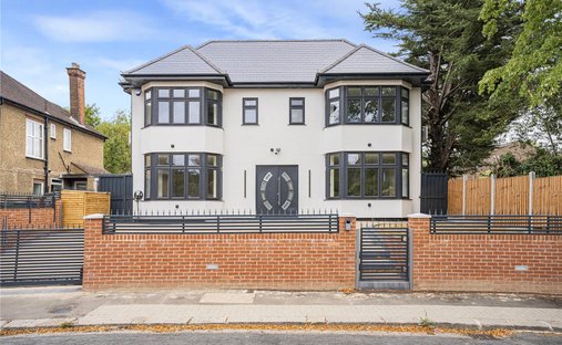 House in Barnet, England 1