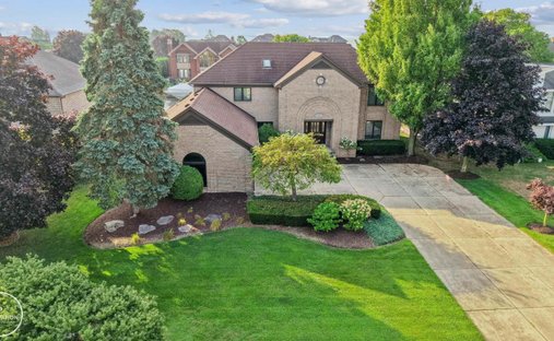 House in New Baltimore, Michigan, United States 1