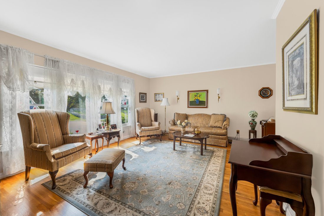 House in Yonkers, New York, United States 4 - 18641516