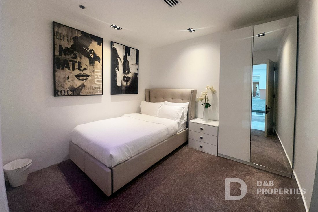 Apartment in Burj Khalifa Lake, Downtown Dubai, Dubai 4 - 18641758