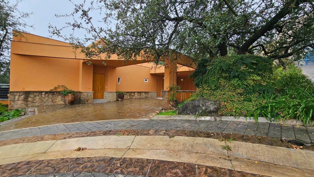 House in San Pedro Garza García, Nuevo Leon, Mexico 1 - 18641447