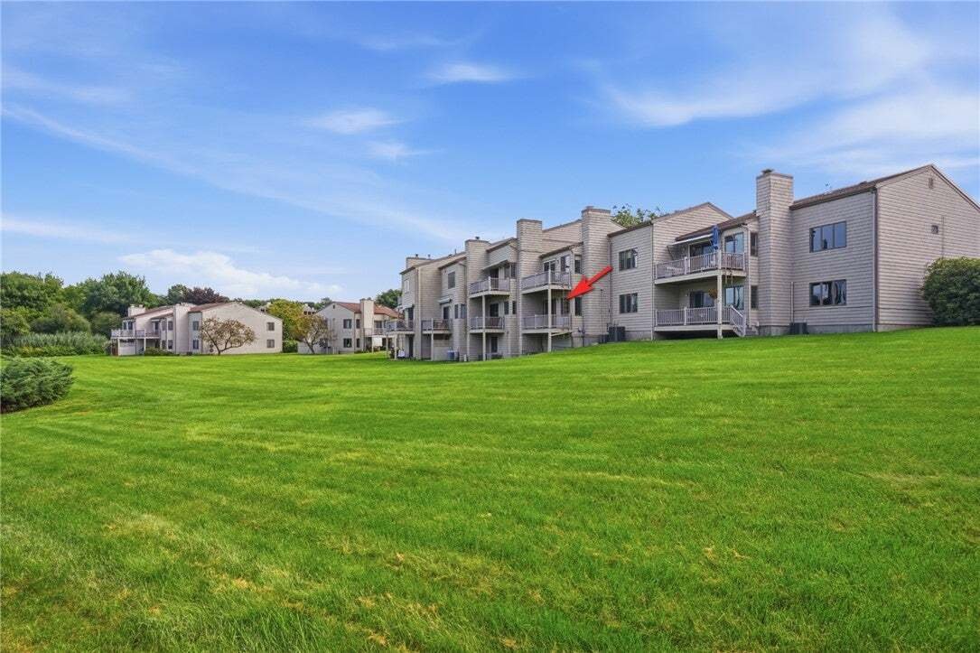 Condo in Bristol, Rhode Island, United States 3 - 18641728