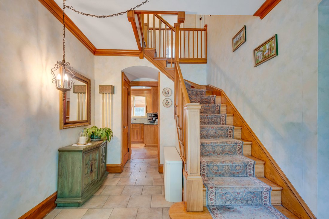 House in Winchester, Massachusetts, United States 5 - 18641438
