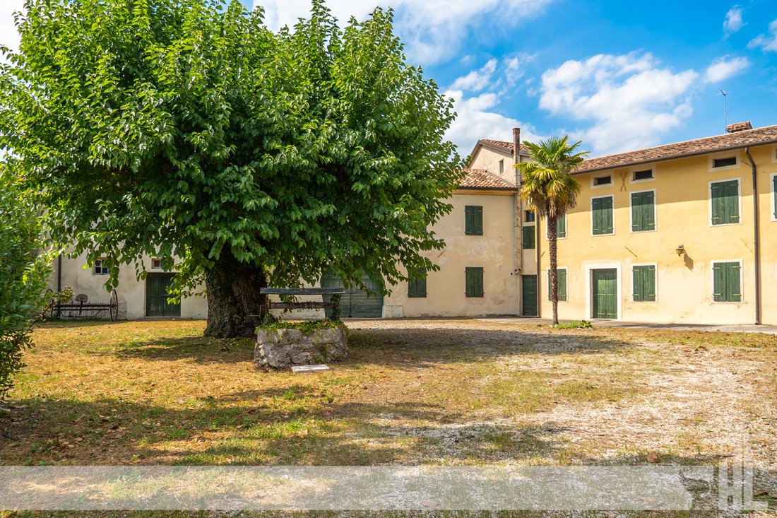 Country House in Godega di Sant'Urbano, Veneto, Italy 2 - 18641784