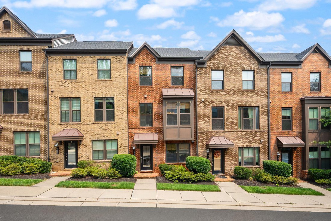 Townhouse in Oakton, Virginia, United States 1 - 18641421