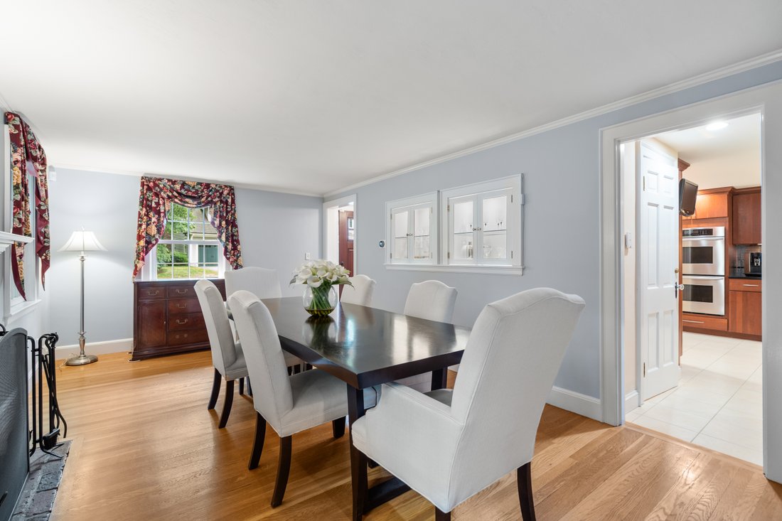 House in Wellesley, Massachusetts, United States 4 - 18641558