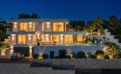 Villa in Calp / Calpe, Valencian Community, Spain 1