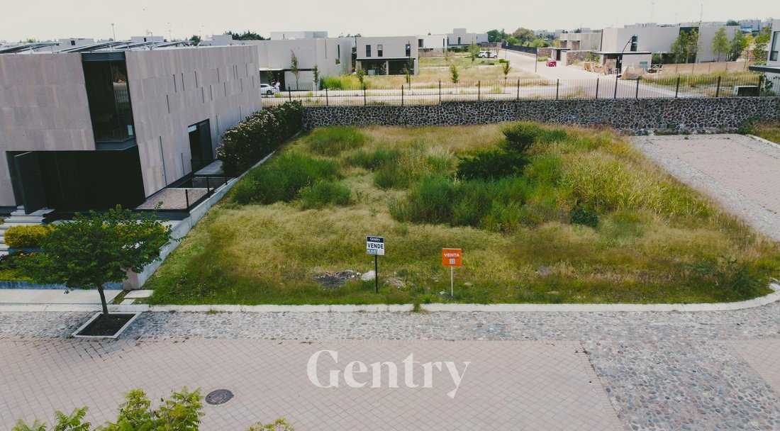 Land in Santiago de Querétaro, Querétaro, Mexico 2 - 18131238