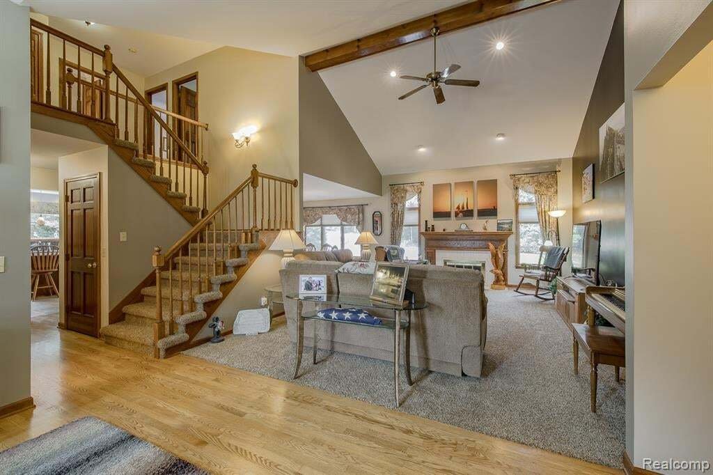 House in Oxford, Michigan, United States 5 - 18639976