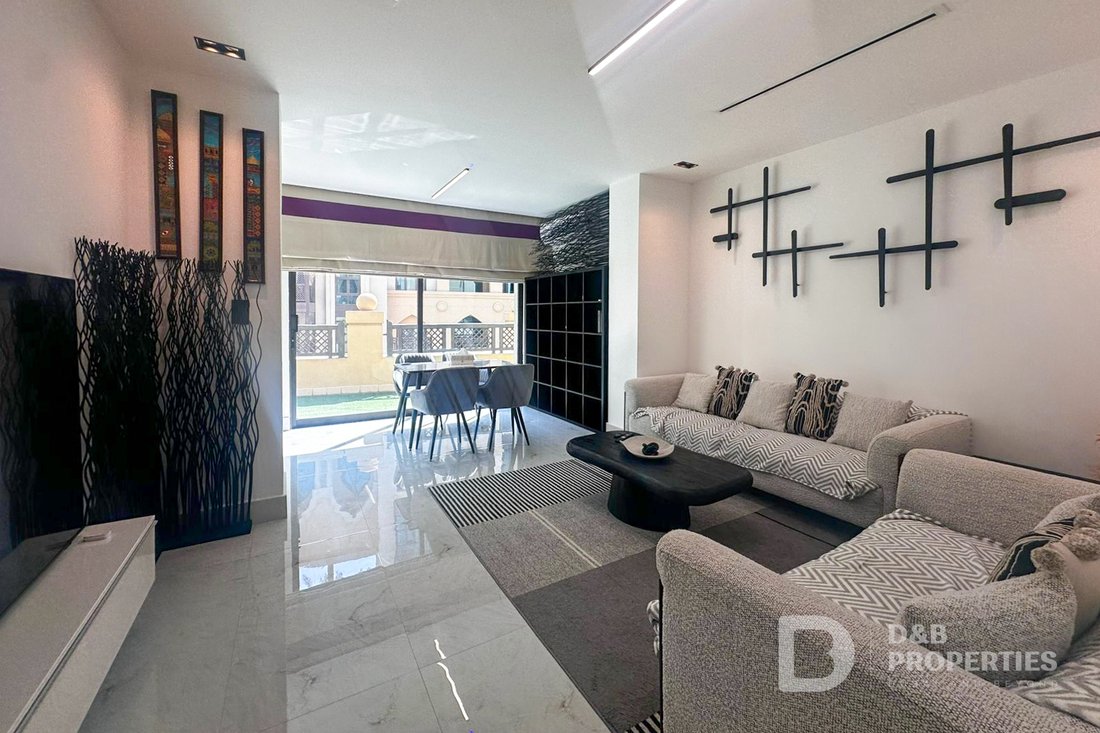 Apartment in Burj Khalifa Lake, Downtown Dubai, Dubai 2 - 18641758