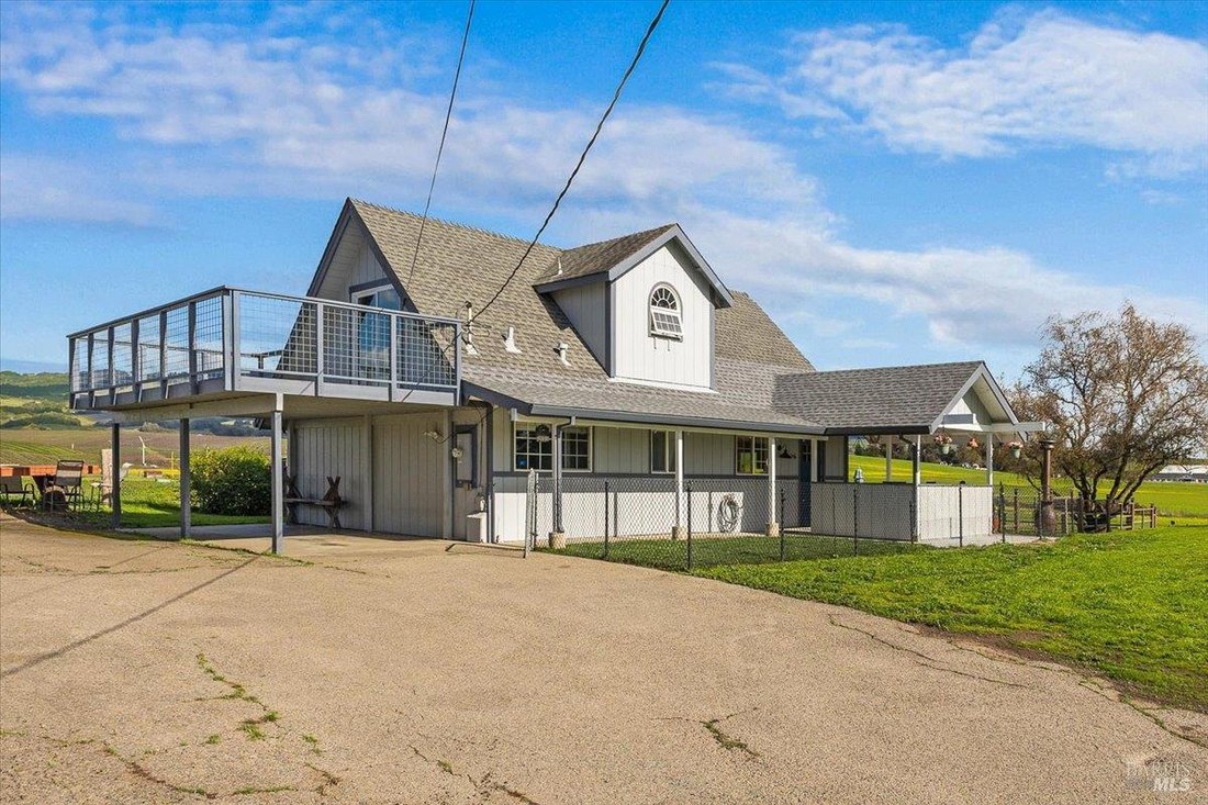 House in Petaluma, California, United States 3 - 18641546