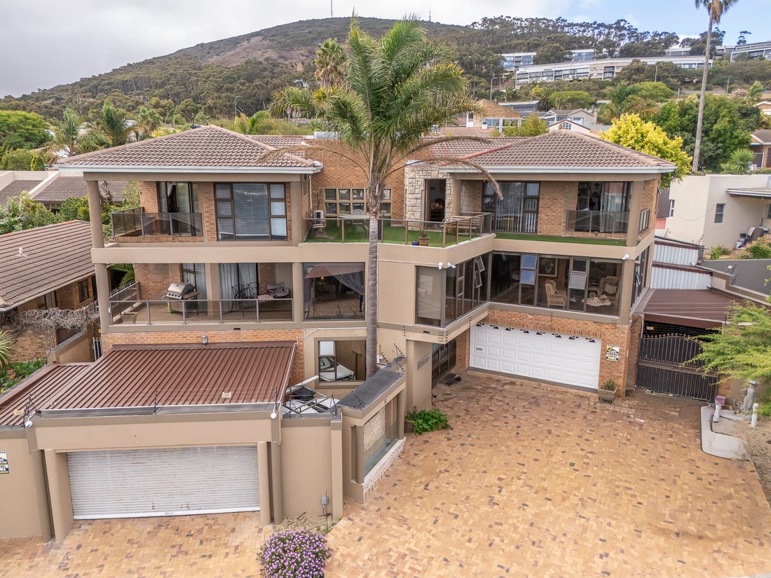 House in Boston, Cape Town, South Africa 1 - 17705556